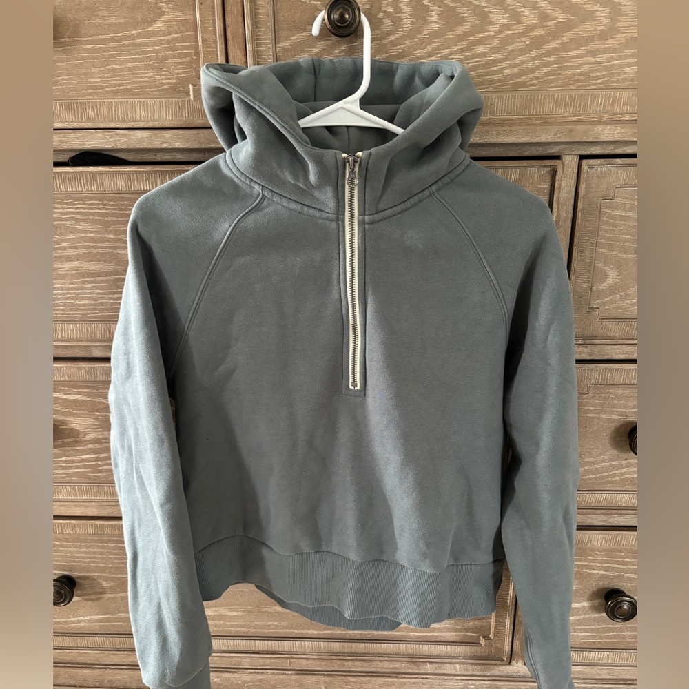 Vuori restore half zip hoodie